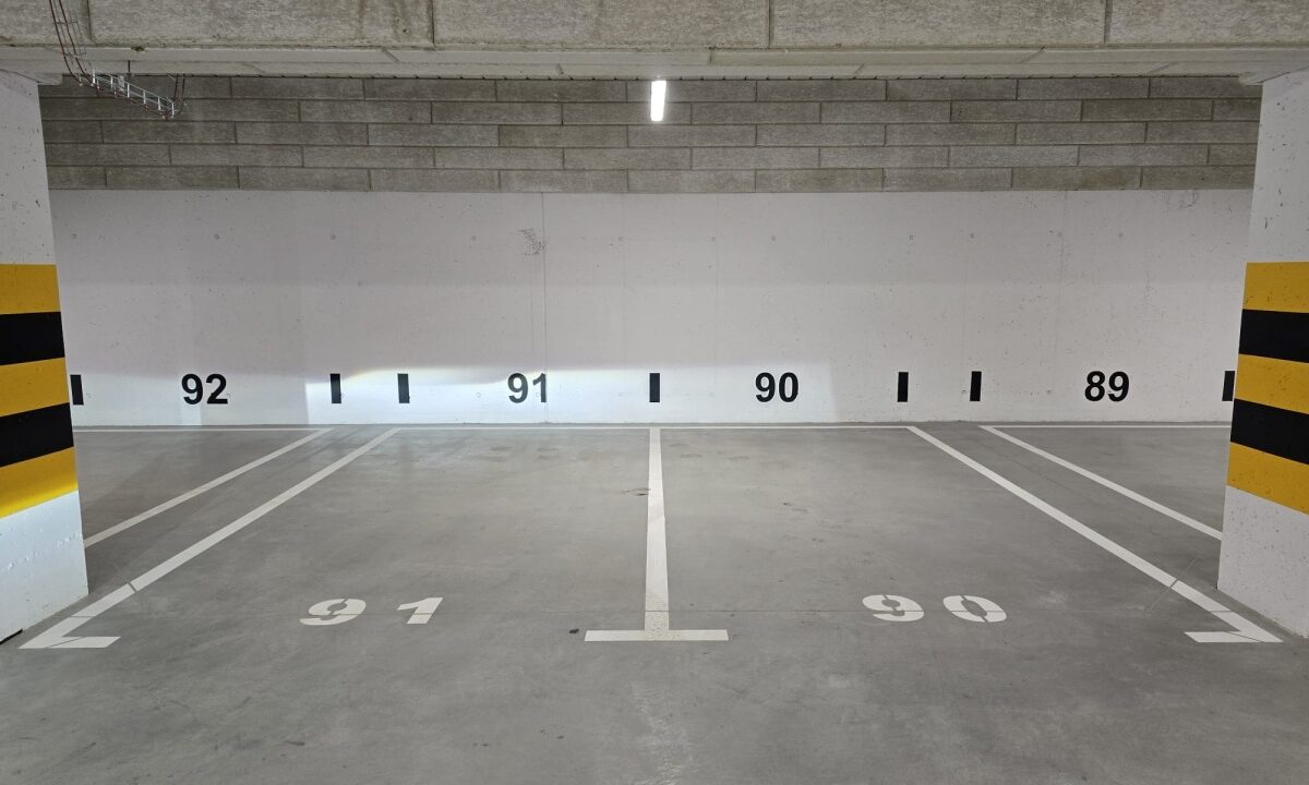 200242_3