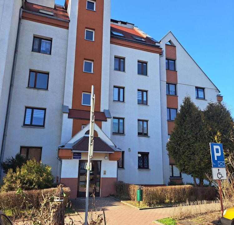 201100_3.jpg