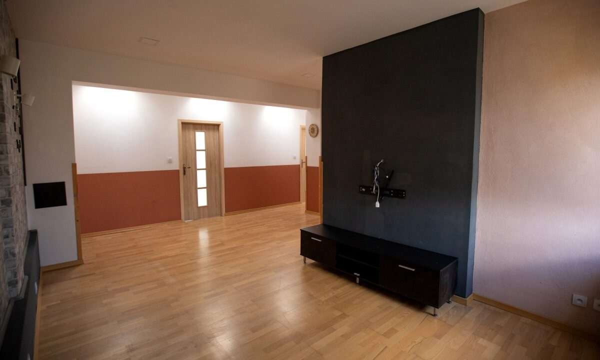 234843_3