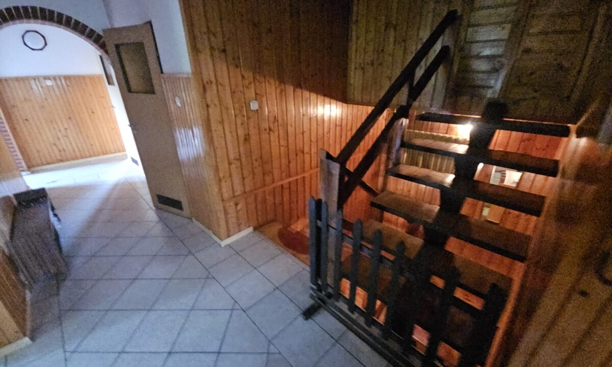 236200_3