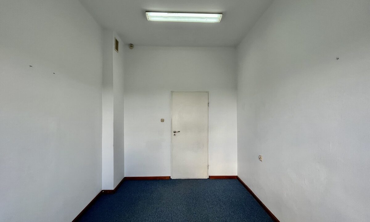 244072_3