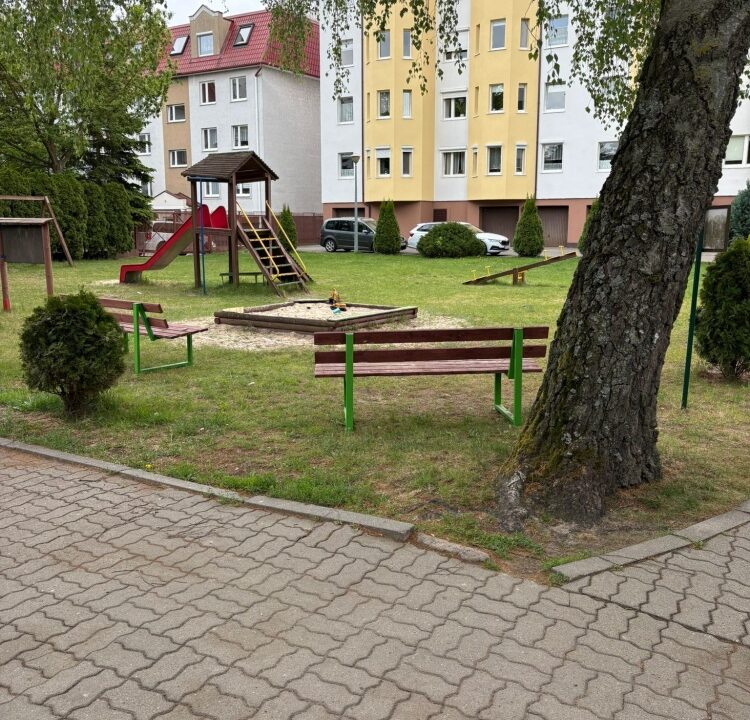 244507_3