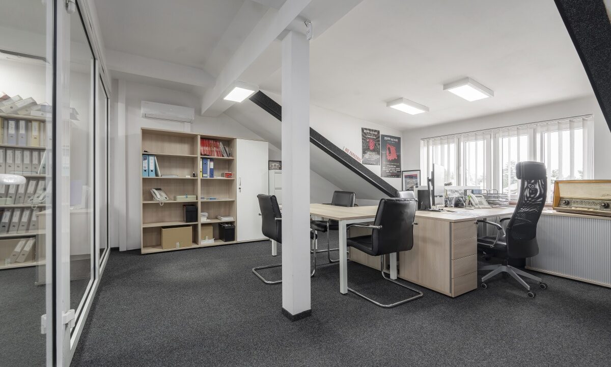 245255_3