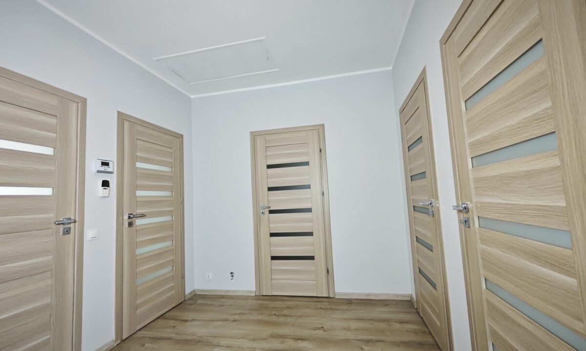 245583_3