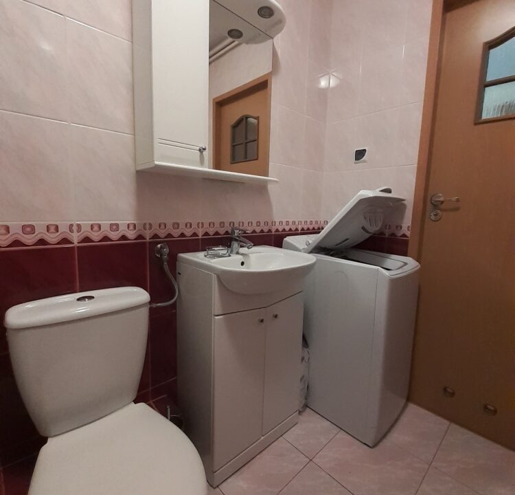 246074_3